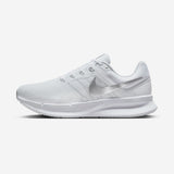 [正規品] Nike ウーマンズナイキランスウィフト3 DR2698 [関税込み]