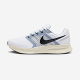 [正規品] Nike ナイキランスウィフト3 DR2695 [関税込み]