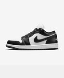 [正規品] Nike エアジョーダン1ローW - ブラック：ホワイト/ DC0774-101 [関税込み] - FootsGo