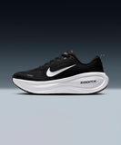 [正規品] Nike ボメロプラスM - ブラック：クールグレー：メタリックダークグレー：ホワイト/ HV8150-002 [関税込み] - FootsGo