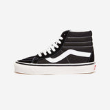 [正規品] Vans スケート8-HI 38 DX - アナハイムファクトリーブラック/トゥルーホワイト VN0A38GFPXC [関税込み]